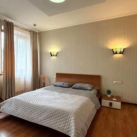 Mironositskaya 75 Carcóvia Exterior foto