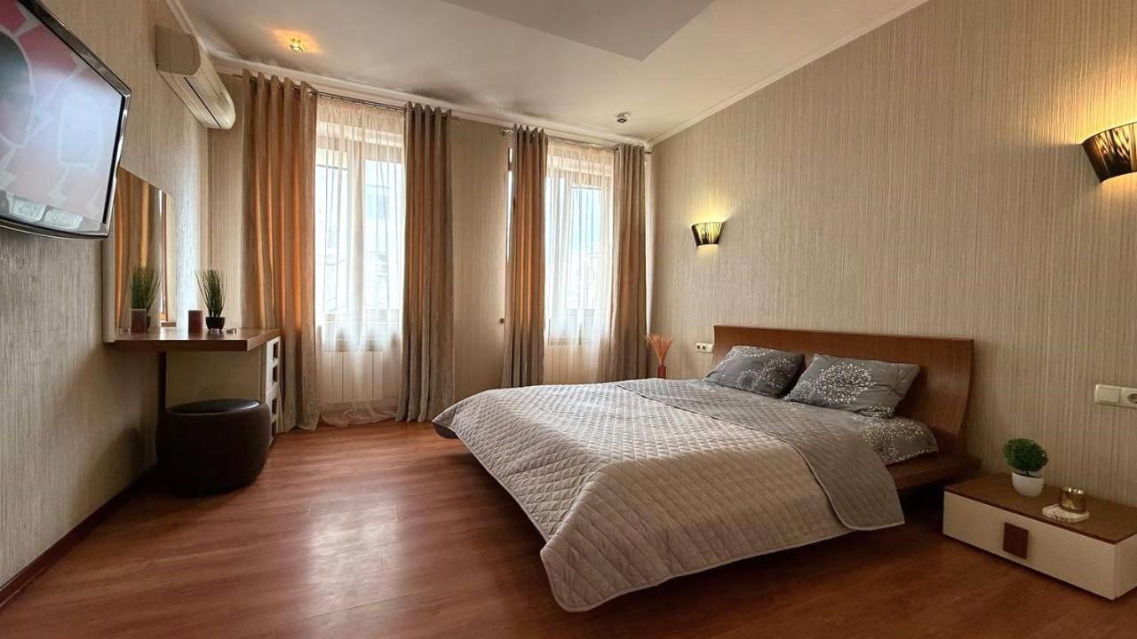 Mironositskaya 75 Carcóvia Exterior foto