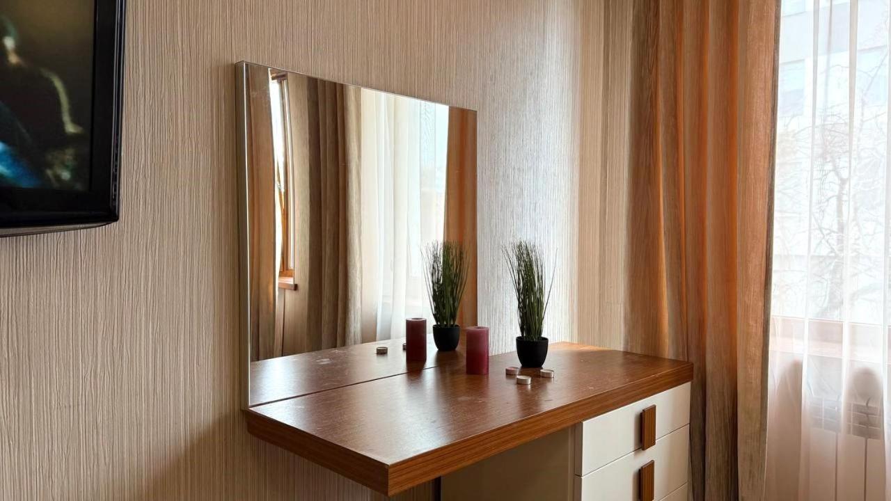 Mironositskaya 75 Carcóvia Exterior foto