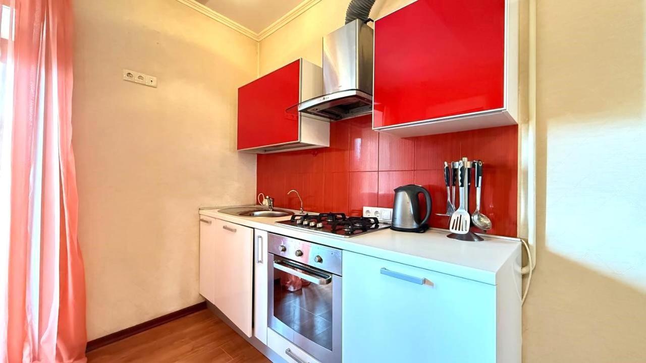 Mironositskaya 75 Carcóvia Exterior foto